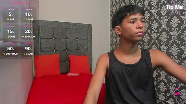 Little Twink19x online show from April 2026 07:27:01 PM