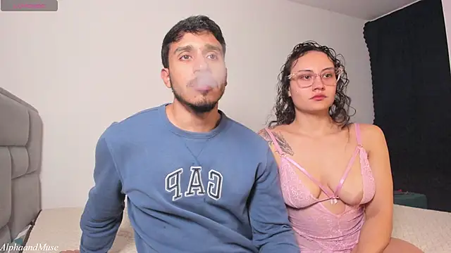 Snapshot of alphaandmuse chatting on April 2026 07:05:01 AM alphaandmuse online show from April 2026 07:05:01 AM