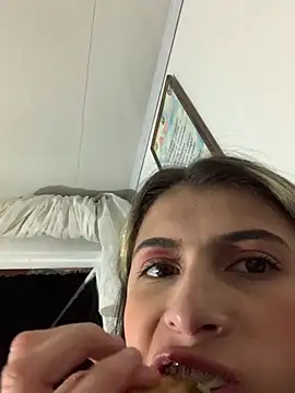 Candy Lennon online show from March 2026 03:12:01 AM