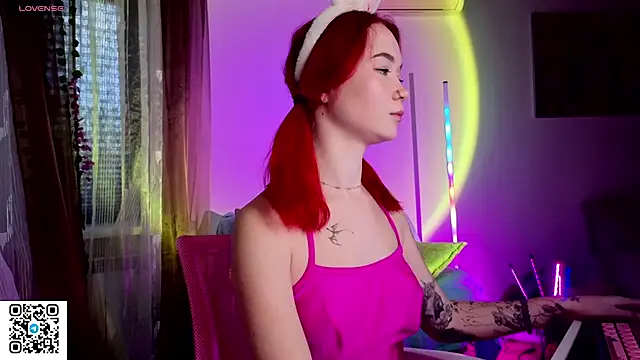 Snapshot of WendyCandy18 chatting on March 2026 04:29:02 AM WendyCandy18 online show from March 2026 04:29:02 AM