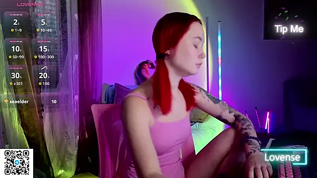 Snapshot of WendyCandy18 chatting on March 2026 03:34:01 AM WendyCandy18 online show from March 2026 03:34:01 AM