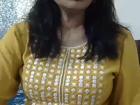 Snapshot of Bhabhi_rani chatting on February 2026 08:33:02 AM Bhabhi rani online show from February 2026 08:33:02 AM