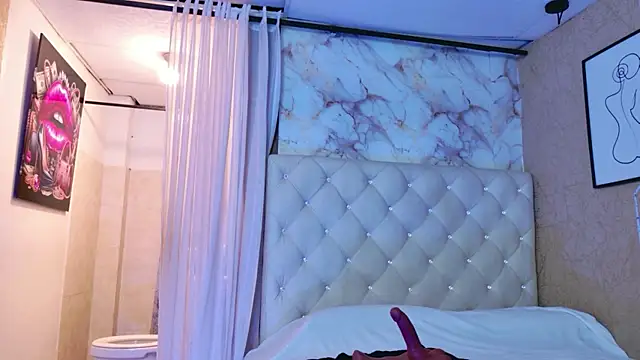 QueenSallyDesire online show from May 2026 02:06:02 AM