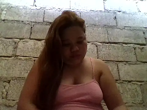 Snapshot of sweetlyn31 chatting on June 2026 11:35:01 PM sweetlyn31 online show from June 2026 11:35:01 PM