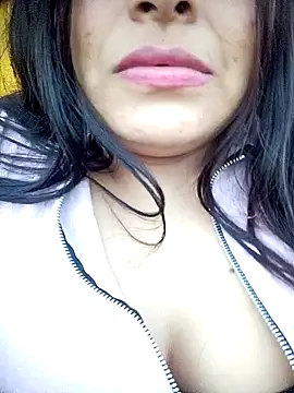Snapshot of Crazy_grone chatting on June 2026 10:43:02 PM Crazy grone online show from June 2026 10:43:02 PM