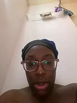 Sinfulwaterfalls online show from March 2026 06:48:01 PM