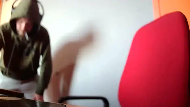 truble78 online show from March 2026 09:15:01 AM