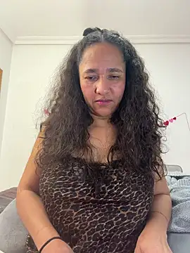 Snapshot of CrystalIvy chatting on March 2026 11:26:02 AM CrystalIvy online show from March 2026 11:26:02 AM