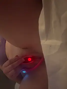 Snapshot of sluttyrubiee chatting on March 2026 12:19:01 AM sluttyrubiee online show from March 2026 12:19:01 AM