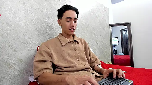 Mick-lollipop online show from February 2026 07:57:02 PM