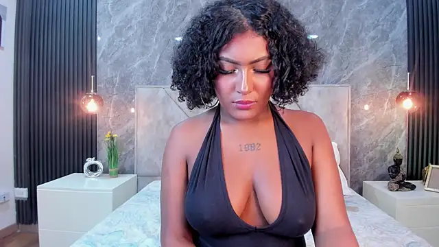 Snapshot of Emma_Dancer chatting on March 2026 01:44:02 PM Emma Dancer online show from March 2026 01:44:02 PM