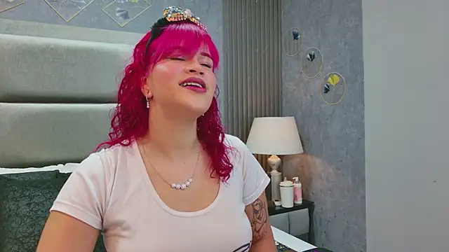 Snapshot of CherryTayloor chatting on March 2026 03:39:01 AM CherryTayloor online show from March 2026 03:39:01 AM