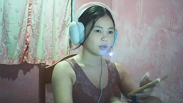 DessertFlower online show from April 2026 03:42:02 AM
