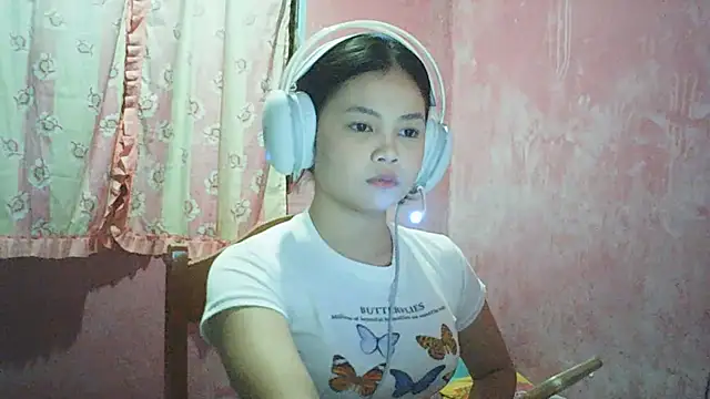 DessertFlower online show from April 2026 02:15:01 AM