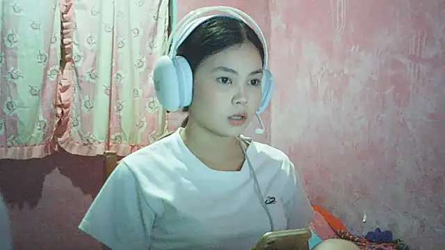 DessertFlower online show from May 2026 04:09:02 AM