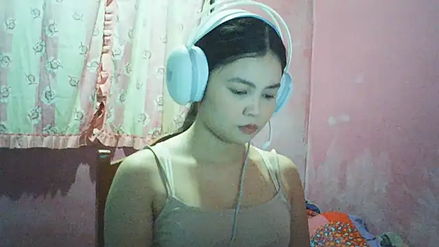 DessertFlower online show from May 2026 03:56:01 AM