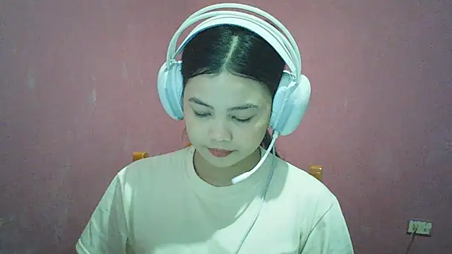 DessertFlower online show from May 2026 04:08:02 AM