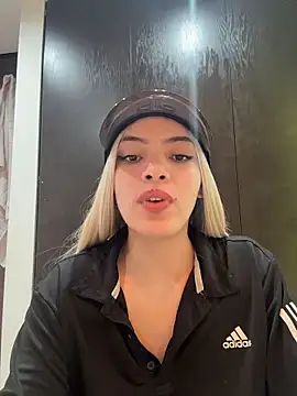 Snapshot of romanovanita chatting on March 2026 05:11:01 AM romanovanita online show from March 2026 05:11:01 AM