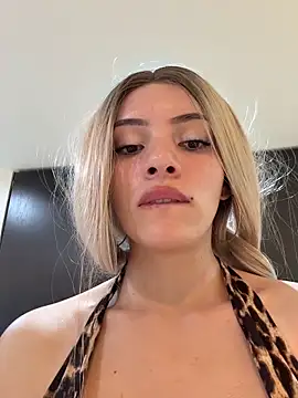 Snapshot of romanovanita chatting on March 2026 05:44:01 AM romanovanita online show from March 2026 05:44:01 AM