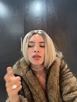 Snapshot of romanovanita chatting on March 2026 04:38:02 AM romanovanita online show from March 2026 04:38:02 AM