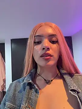 Snapshot of romanovanita chatting on March 2026 04:29:01 AM romanovanita online show from March 2026 04:29:01 AM