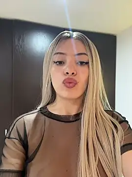 Snapshot of romanovanita chatting on March 2026 04:24:02 AM romanovanita online show from March 2026 04:24:02 AM