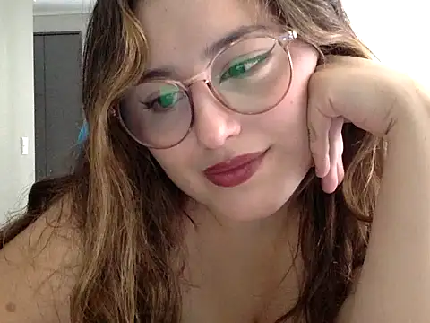 AriaHub online show from February 2026 06:59:01 PM