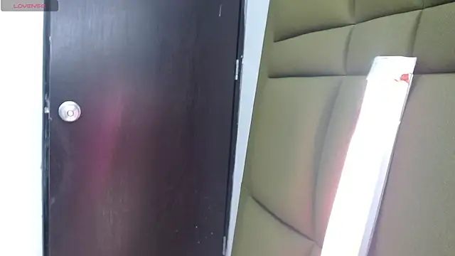 mia0207 online show from February 2026 04:41:01 PM