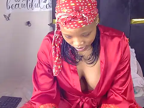 Divine Beautyxx online show from May 2026 03:45:02 AM