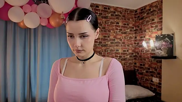 Six Seven7 online show from April 2026 12:07:02 PM