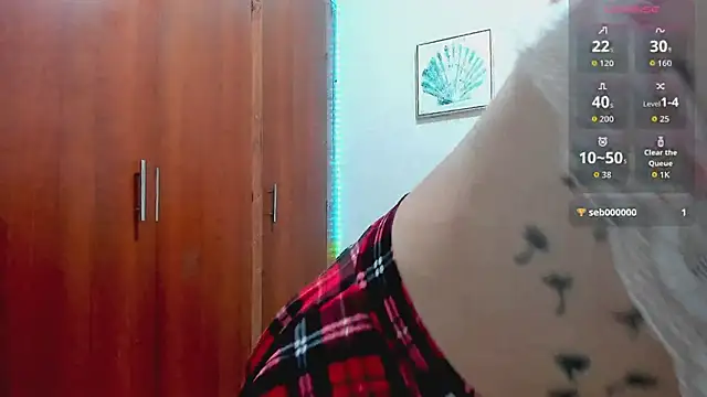 SofiaGonzales  online show from May 2026 01:37:02 PM