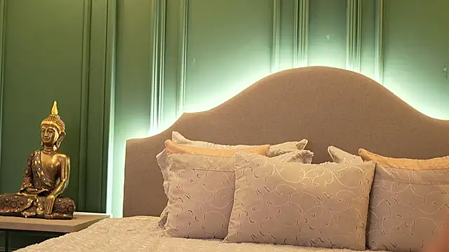 Snapshot of Amara_Velvet_ chatting on March 2026 09:38:02 PM Amara Velvet online show from March 2026 09:38:02 PM