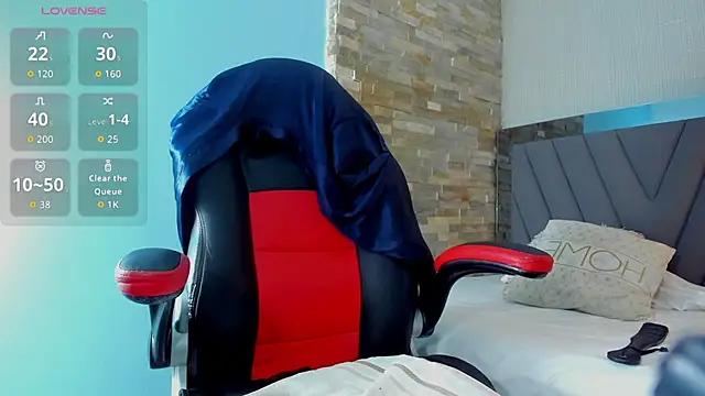 Snapshot of SAMANTACONNOR1 chatting on April 2026 12:38:01 PM SAMANTACONNOR1 online show from April 2026 12:38:01 PM