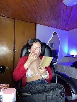 Snapshot of Mady_Pink chatting on April 2026 04:02:02 AM Mady Pink online show from April 2026 04:02:02 AM