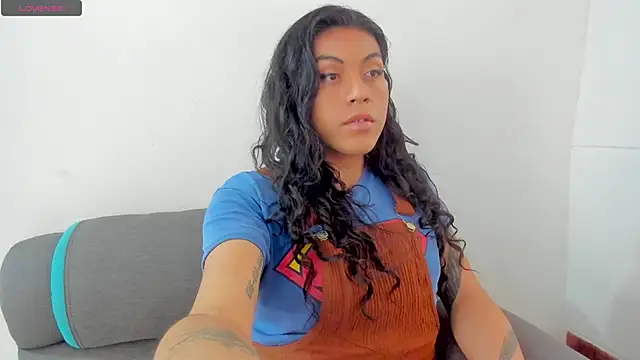 Jess Hoffman online show from April 2026 08:04:02 PM