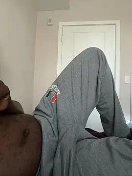 Snapshot of makeherfeelg chatting on March 2026 01:06:01 PM makeherfeelg online show from March 2026 01:06:01 PM