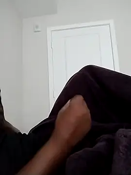 Snapshot of makeherfeelg chatting on March 2026 02:06:02 PM makeherfeelg online show from March 2026 02:06:02 PM