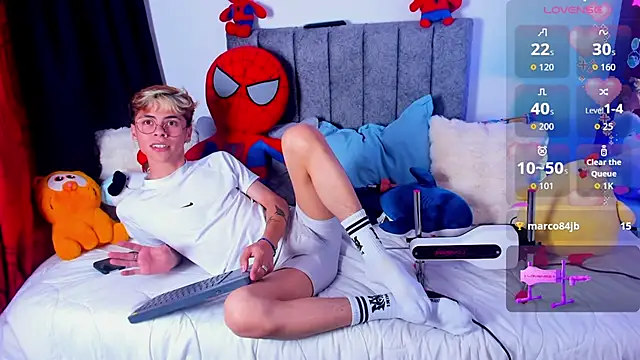 Snapshot of Callum_777 chatting on April 2026 05:41:02 AM Callum 777 online show from April 2026 05:41:02 AM