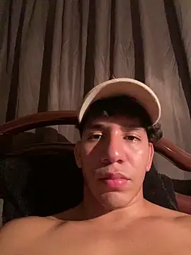 Alejandrososas online show from June 2026 04:54:01 AM