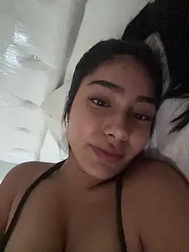 Linarodri online show from May 2026 09:54:01 PM