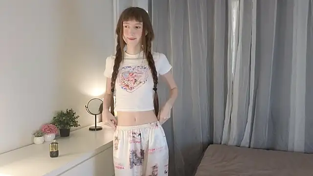 arina waifu online show from April 2026 03:09:01 PM