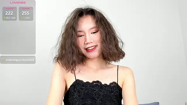 Kiraeko online show from May 2026 02:29:02 AM