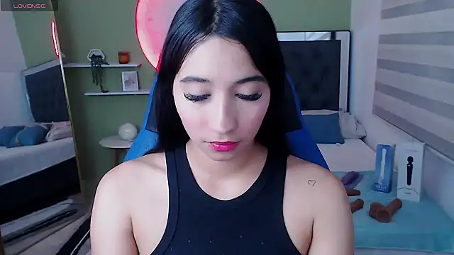 ivvoncute online show from May 2026 01:25:02 AM