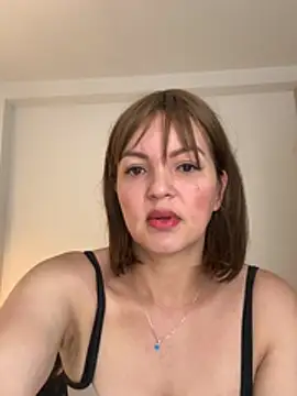 Snapshot of Viictoria-Jones chatting on July 2026 10:06:02 AM Viictoria-Jones online show from July 2026 10:06:02 AM