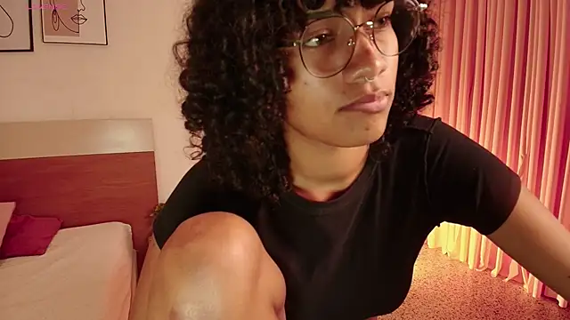 Meganlux1 online show from June 2026 02:24:02 AM