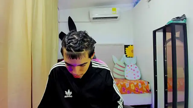 Bad bunnyy  online show from April 2026 01:23:02 PM