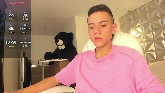 dominicjonnes online show from March 2026 08:26:02 PM