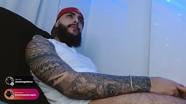 SantiagoHincapiie online show from April 2026 01:05:02 AM