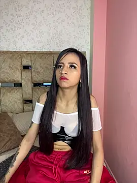 Lauraaa pink18 online show from March 2026 02:15:01 AM