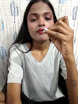 iam-anshika online show from March 2026 06:24:02 AM